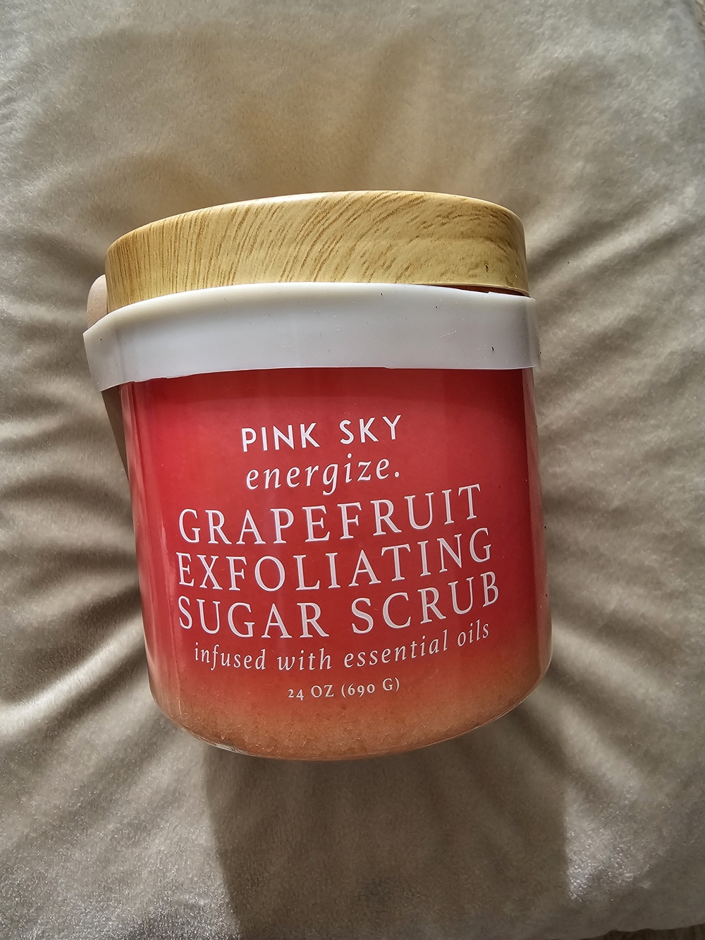 Pink Sky Round Grapefruit Exfoliating Scrub